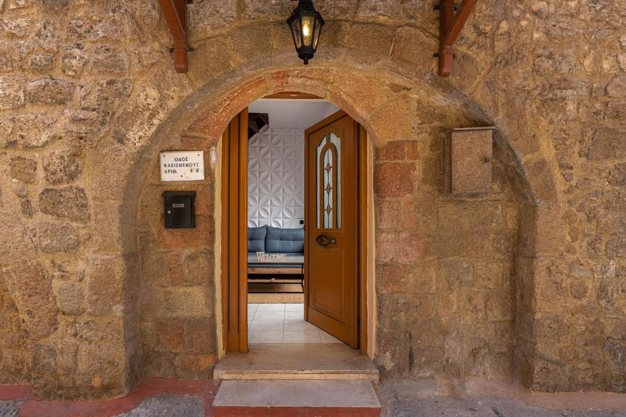 A Unique 3-4 Bedrooms House In Old Town Rhodes City Exterior foto